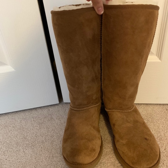 shearling lined tall boots